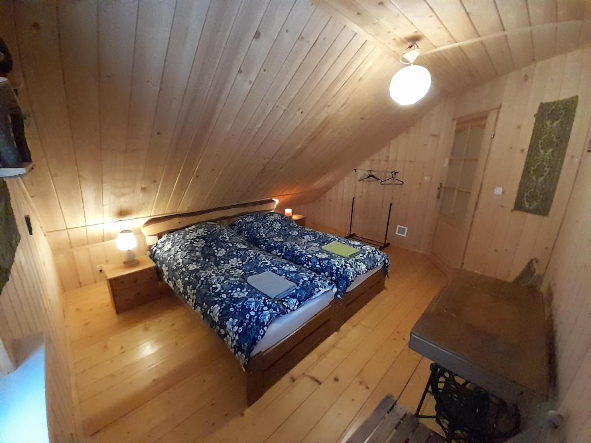 Pod Bieszczadem Villa Jasliska Bagian luar foto